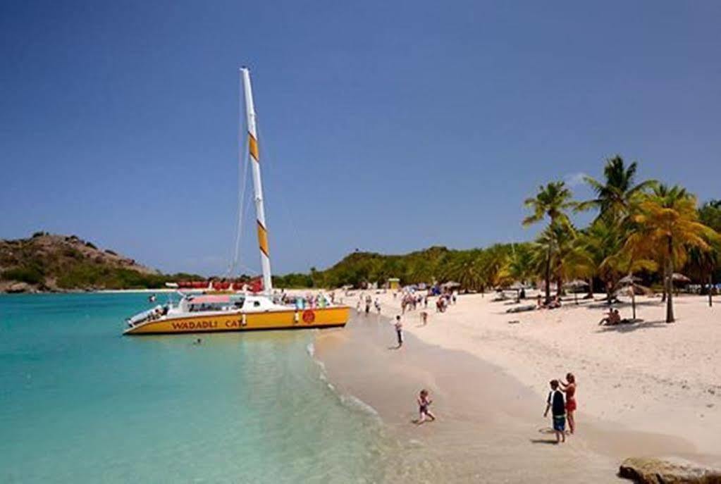 Five Islands Village Grand Royal Antiguan Beach Resort מראה חיצוני תמונה